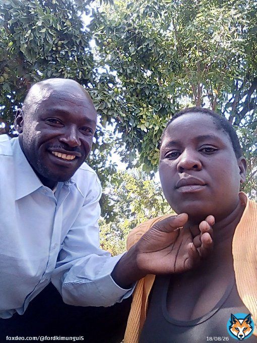 Kama kawaida sango mawetatu tuko tu ndani ndaaaaaaani ya show kubwa na mke wangu Pamela hapa kipole tunasikiza the blackest man in black Africa @RadioCitizenFM @fredomachoka #ROGAROGA @GeorginaNjogu