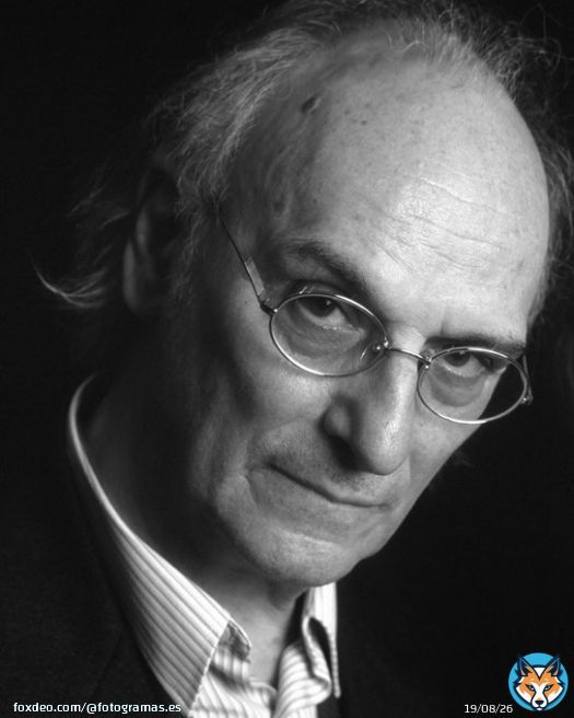 Carlos Saura, uno de los cineastas fundamentales en la historia del cine espa&ntilde;ol, ha fallecido a los 91 a&ntilde;os, a un d&iacute;a de recibir el Goya de Honor en la ceremonia de los #Goya2023  D.E.P