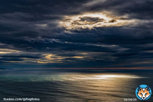 The hole in the sky above the #PacificOcean  #WhereDidYouTakeThatPhoto  #Oregon