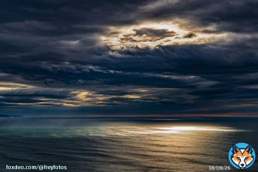 The hole in the sky above the #PacificOcean  #WhereDidYouTakeThatPhoto  #Oregon