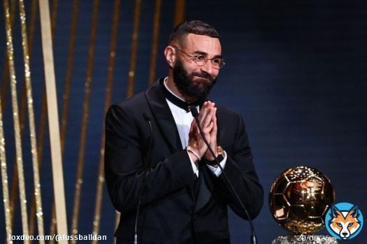 Here's @matt_frohlich and I on the new @OneFootball Podcast discussing the #BallonDor, #ElClasico, #LIVMCI and plenty more   Available on Spotify or wherever you get your podcasts