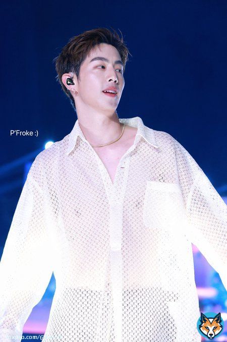 Happy New Year  #ICONSIAMxMarkTuan  #MarkTuan #MARK @marktuan  #AmazingThailandCountdown2023  #Countdown2023withMarkTuan