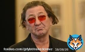 Лепс не признает 8 Марта и не поздравляет в этот день близких ему женщин.'Я баб своих даже не поздравляю!Это неправильный праздник, выдуманный', &ndash; возмутился певец.&nbsp;&nbsp; Дарить подарки своей возлюбленной Григорий Лепс тоже не планирует ''Обойдется ! Кукиш с маслом ей',&ndash; заявил артист