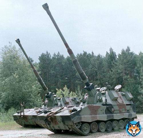 Міністр оборони України Резніков Олексій:  Шановні українці! (ENG BELOW  \u2b07\ufe0f) Радий повідомити, що до виконання бойових завдань на фронті готові польські САУ &laquo;Краб&raquo; Glory to Ukraine!