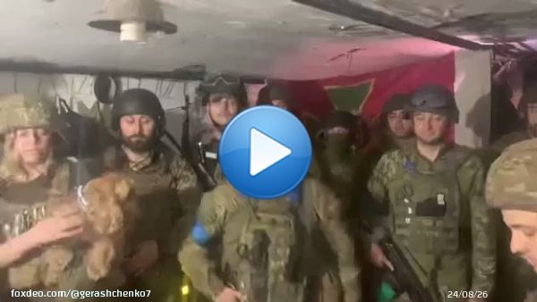 Сегодня отмечают День пограничника Украины.   Наши пограничники в #Мариуполе спели гимн.   Берегите себя, вы наша гордость!