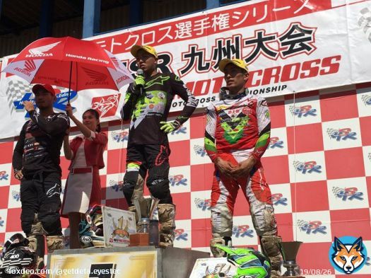 全日本モトクロス選手権第7戦 HSR九州大会 IA-1 古賀太基 ADA/SoCal MXTF カワサキKXF450 ヒート1 1位 ヒート2 2位 総合 2位 今季初出場の全日本、IA-1ルーキー 3メーカーファクトリーチームが参戦 するクラスで優勝! セッティングを担当する弊社としても 初のIA-1 優勝ができました!