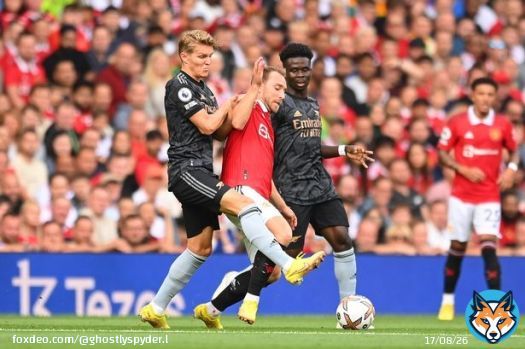 Tomorrow everything is on the line. It's about the bragging rights, retribution and most importantly it's about giving ourselves a good shot at the title. We've got to smoke united!  @UnitedStandMUFC @ManUtd   #ARSMUN #Pogba #Gakpo