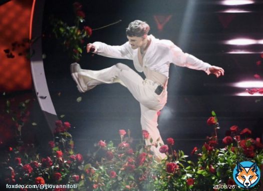Nessuno tocchi i fiori di Sanremo!  Caro Blanco, dietro alla scenografia di fiori che ieri sera hai distrutto con leggerezza ci sono la storia di una citt&agrave; intera e l'intenso lavoro dei nostri floricoltori. Per questo ti voglio invitare a visiitare le nostre serre. #Sanremo2023