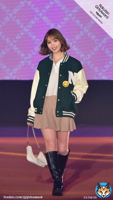 『優美な野心家』がコンセプトの #CALNAMUR  #藤田ニコル さん #池田美優 さん 等が登場し、盛り上がりました  #ガルアワ