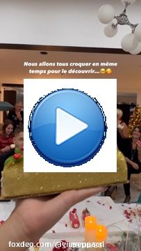 Et voil&agrave; &hellip; vous savez tout a pr&eacute;sent nous avons tellement h&acirc;te de vivre cette nouvelle vie, cet immense bonheur qui n&rsquo;a aucune limite dans notre c&oelig;ur \ud83e\udd79 on est encore plus heureux d&rsquo;avoir pu d&eaeacute;couvrir le sexe entour&eacute; de toutes les personnes que nous aimons notre famille, nos proches.. nous sommes si reconnaissant de ce que la vie nous a offert depuis le premier jour o&ugrave; nous nous sommes rencontr&eacute;s&hellip; c&rsquo;&eacute;tait une &eacute;vidence ! Papaga et maman Giu \ud83e\udd0d d&eacute;j&agrave; 4 mois de pur bonheur dans mon bidou et bient&ocirc;t notre premi&egrave;re rencontre pour fin mai \u23f3 le temps passe si vite \u2728  merci @latelierdenadia_ une personne que j&rsquo;affecte &eacute;norm&eacute;ment depuis tr&egrave;s longtemps, qui est toujours pr&eacute;sente pour nos &eacute;v&eacute;nements et qui nous pr&eacute;pare toujours des g&acirc;teau merveilleux pour nous faire vivre des moments parfait&hellip; merci Nadia infiniment et c&rsquo;est avec confiance les yeux ferm&eacute;s qu&rsquo;elle avais l&rsquo;enveloppe du sexe de notre b&eacute;b&eacute; @latelierdenadia_ ????\ud83c\udffc\u2728