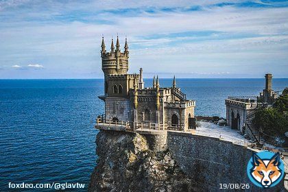 В РАН предупредили о риске землетрясения в Крыму по сценарию Турции  Землетрясение, сопоставимое по масштабам с ЧП в Турции, может однажды произойти в Крыму, поскольку регион входит в тот же сейсмический пояс. О таком риске предупредил главный научный сотрудник Института теори...