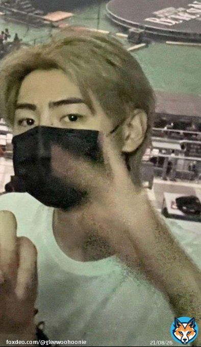 &hearts;️︎_ _% ????.???? blurry crop cam at concert date  #ENGENESelcaDay #ENHYPEN #ENHYPEN_SUNGHOON @ENHYPEN_members @ENHYPEN #SUNGHOON #ENGENE #ENSD