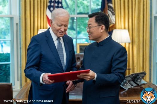 Chinese Ambassador to the US Xie Feng @AmbXieFeng , wearing a distinctive Chinese suit, presented the Letter of Credence to US President Joe Biden on Saturday and had a conversation regarding China-US relations.