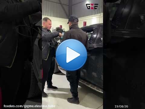 قبل مانلحق للورشة لقيت خونا من الجلفة قالي على مشكل التويوتا فيها لغيا وشفت زوج مرسداس GLE في حالة