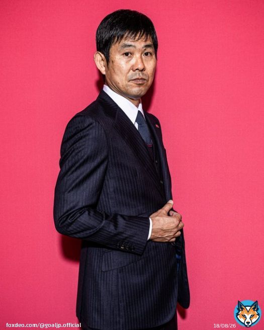 #日本代表、スタメン発表！  クロアチア戦の先発11人はこちら。  \u25bcGK 権田修一   \u25bcDF 谷口彰悟 長友佑都 冨安健洋 吉田麻也  \u25bcMF 遠藤航 堂安律 守田英正 伊東純也 鎌田大地  \u25bcFW 前田大然  #カタールW杯 ラウンド16 12月6日 00:00 日本&times;クロアチア  #SAMURAIBLUE #サッカー日本代表