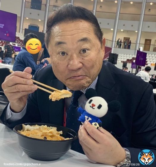 縁起のいい「松木さんとボクとカツ丼」の画像をどぞブイ！カツブイ！  今夜時キックオフ 日本vsコスタリカ テレビ朝日系列で生中継  #ゴーちゃん応援団 #FIFAワールドカップ&nbsp;  #絶対に負けられない戦いがそこにはある