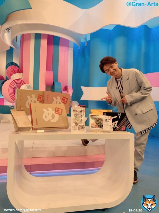 【#井上芳雄】おはようございます \u2600 今週で３回目の金曜日「#ZIP!」に生出演しました \ud83e\udd17 今日のプレゼンZIP!コーナーは、興奮冷めやらぬ「#TheDanceDay」の井上目線の裏側のお話をさせて頂きました！ 「福岡空港人気お土産ベスト3」特集では、見事、的中〜 \ud83d\ude06 \ud83d\ude4c 地元・福岡愛を証明できました \u2763\ufe0f笑