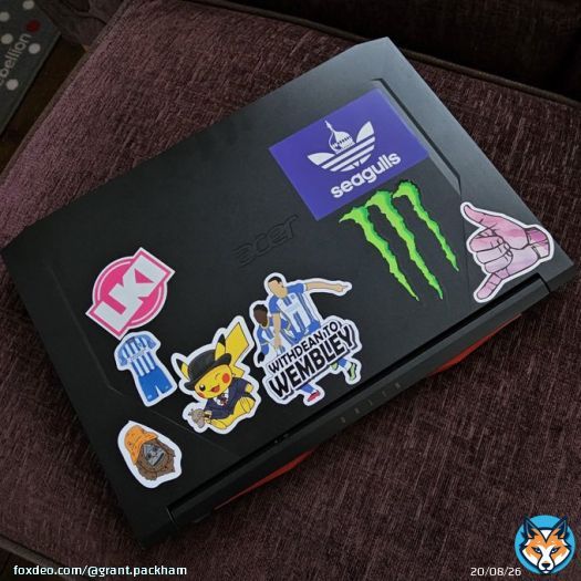 Absolutely loving the Withdean to Wembley sticker for my laptop  massive thanks to @SeagullStickers #BHAFC #WithdeanToWembley #FAcup #BHA @OfficialBHAFC