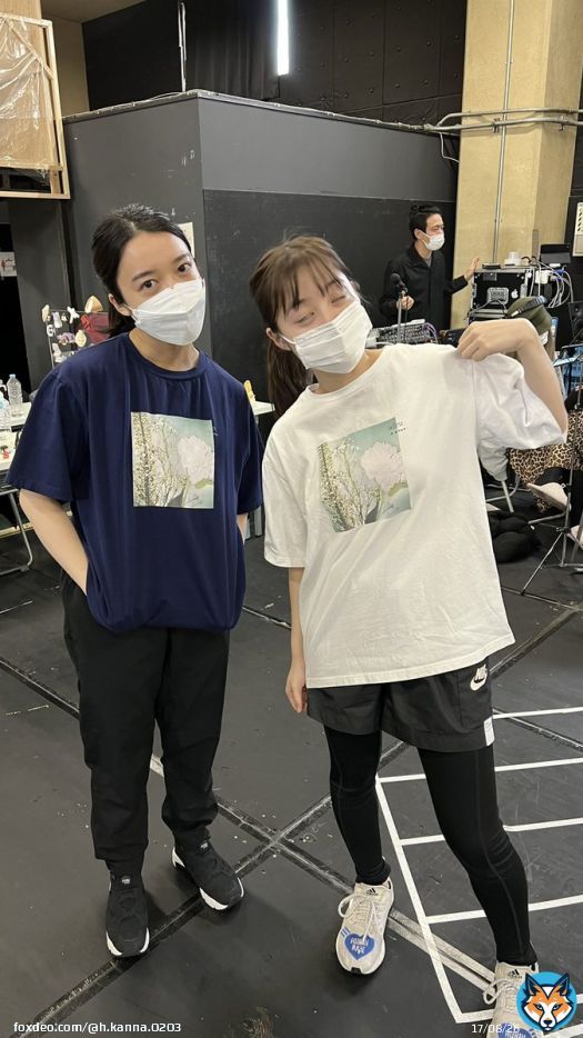 ふたりのディスタンス、今日よる10時からNHK総合で放送されます！ もうずーーーっと密着されてたのでずっと気が抜けてます。笑 カメラあること気にしてなさすぎたので、どんな風に写ってるか分からず、、、楽しみだけどドキドキしてる \ud83d\ude02 萌音ちゃんとたまたまTシャツが被った写真\u2661