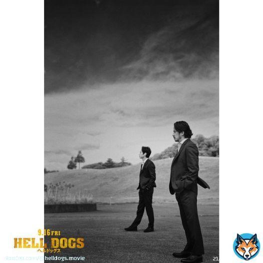 #MakingofHELLDOGS  ￣￣￣￣￣￣￣￣￣￣￣\u25e5 兼高昭吾 　　　　as #岡田准一  室岡秀喜 　　　　as #坂口健太郎  ━ 真実は、絶対明かせない。 ━  映画『#ヘルドッグス』  大ヒット上映中