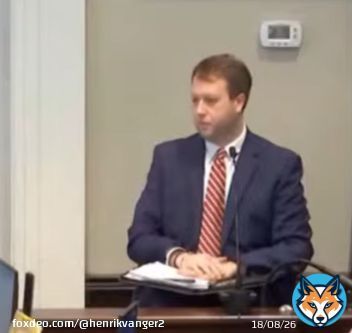 THIS is an amazing witness. He is prepared-professional, he even checked the guns if they are safe- maybe we should send him to #AlecBaldwin    #AlexMurdaughTrial #AlexMurdaugh #MurdaughTrial #MurdaughFamily #murdaughtrail #PaulMurdaugh #MaggieMurdau