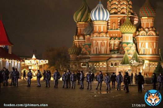 Новый год в Москве и в Киеве. Вот и вся разница между нормальным государством и гноем с говном