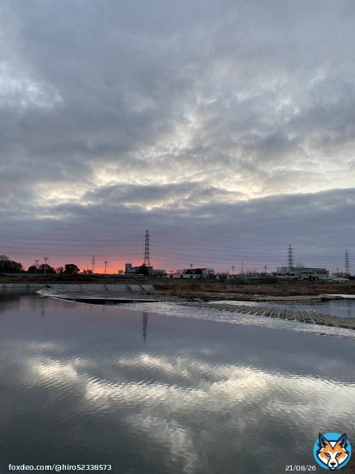 おはよございます。 6km Jog 左ハムの張りが残っているので、ゆっくりジョグ  みなさん よい1日を\u266a #朝ラン