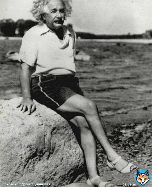 Einstein had problems with his feet. In 1952, shoe store owner Peter Hulit got an urgent call from Einstein's housekeeper. She told him that Einstein was in pain and that he could not find a comfortable pair of shoes.  When Hulit made the house call,, he recalled, 'This&hellip;&nbsp;Show more
