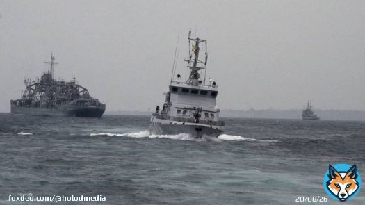 В Минобороны заявили, что ВСУ попытались атаковать корабль &laquo;Приазовье&raquo; Черноморского флота.  По нему были выпущены шесть катеров-беспилотников, которые были уничтожены, утверждают в Минобороны