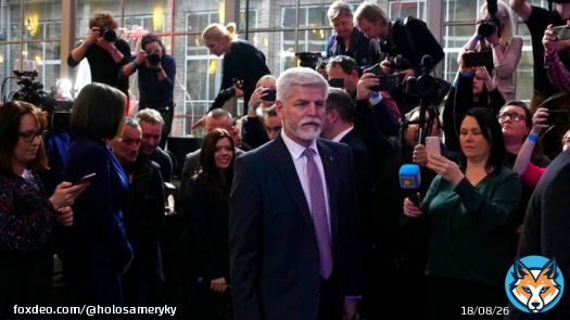 На президентських виборах у Чехії переміг колишній очільник Військового комітету НАТО, генерал у відставці Петр Павел.