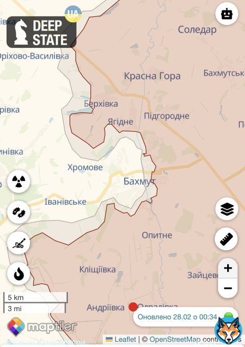 Я не военный, никогда им не был. Я понимаю роль и важность Бахмута. У меня только один вопрос: что важнее Бахмут или его защитники? Пока обдумываете я отвечу - защитники. Особенно сейчас, когда каждый опытный боец на счету. И сейчас я реально нервничаю.