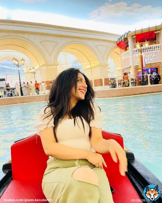 I am not what you think i am. And i am not what I think I am . And I am also not what people think I think I am \ud83d\ude0c\ud83d\ude1c\ud83c\udf1a\ud83c\udf1a-------------#photoeveryday #todayshow #pictureoftheday #postoftheday #fashionillustrator strator #fashionfeed #whatiworetoday #whatiworelastnight #outfitsociety #outfitinspo #exploreindonesia #qatarlife #qatar #dohaqatar #dohalife #friendzone #happymoment #actinglife #fashionblog #qatarblogger #villaggio