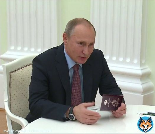 Источники в МИД Ирана подтверждают, что Владимир Путин тайно посетил иранское посольство в Москве, чтобы забрать срочно выправленный для него иранский паспорт.