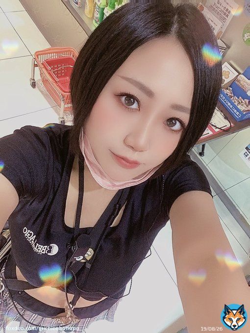 おはぁ みかやで  Twitter変 投稿失敗て出るのに再投稿したら既に投稿されてますって出る Twitterくん頑張ってえええ  明日大阪も雪積もるって噂やけど 寒いんかなぁ 走り回って体あたためよっ