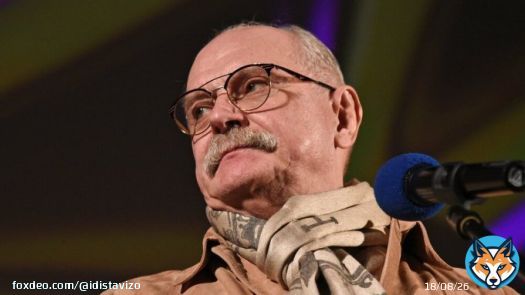Никита Михалков находится в реанимации одной из московских больниц.   Туда его перевезли вчера из больницы N67 в тяжелом состоянии. По данным Базы у него была диагностирована ковидная пневмония.   При этом, представители Михалкова сообщают, что у негго обычный грипп.