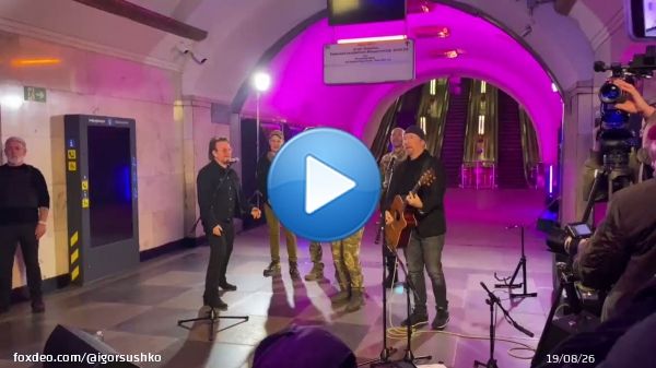 #UKRAINE: @U2 Bono performed inside the metro in #Kyiv today.  \ud83d\udd25