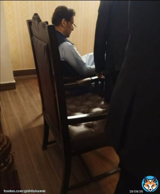 Latest picture of Imran Khan