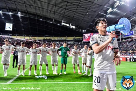 最後は #山田新 選手のバラバラ！ １：拡声器を持つも&hellip; ２：結局、まさかの地声で発声！ ３：#車屋紳太郎 選手 、#山根視来 選手、 #遠野大弥 選手 ４：#大南拓磨 選手＃瀬古樹 選手、#瀬川祐輔 選手、#宮代大聖 選手 、#家長昭博 選手、#上福元直人 選手 #川崎フロンターレ #frontale