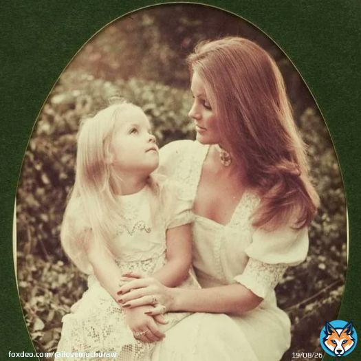 Precious pictures  #LisaMariePresley #ElvisPresley #PriscillaPresley