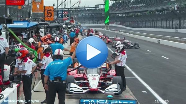Let's set the grid @IMS!   We're GREEN for group 1 of qualifying.&nbsp;  #INDYCAR // #INDYGP