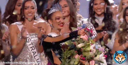 PROUD PINOY DAD   LOOK: Miss USA R&rsquo;Bonney Gabriel&rsquo;s Filipino father, Remigio Bonzon &ldquo;R&rsquo;Bon&rdquo; Gabriel, proudly cheers for his daughter after she won the Miss Universe 2022 crown. #71stMissUniverse #MissUniverse