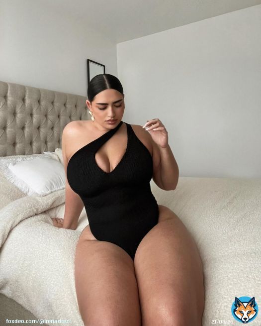 Photo shared by IRENA DREZI on February 11, 2024 tagging @prettylittlething. May be an image of 1 person.