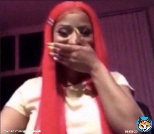Not Layla smiling and checking out the casa boys. She loves itt #loveisland #LoveIslandUK