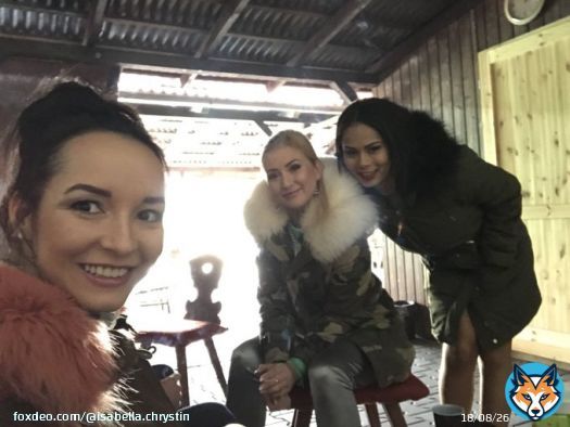 I&rsquo;m just waiting to shooting with this Amazing #CzechGirls @IsabellaChrys #caylalyons @EriSindrive @SindriveXXX #prague #lovemyfans
