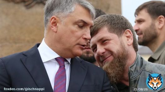 РФ-СМИ, ждём стриптиз Рамзана Кадырова. То, что умеет генерал-лейтенант Александр #Матовников, умеет и любитель козлов #Кадыров.
