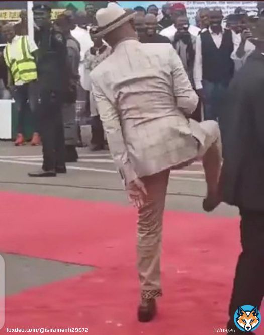 PHYNA the first big brother housemate to go on UK TOUR not vacation   Other housemate spend their money to go there .... But Grace and Talent took her there without doing too much....  ODOGWU phynation Retweet and Quote massively  PHYNA UK TOUR PHYNAUK TOUR  #Phyna????Show more