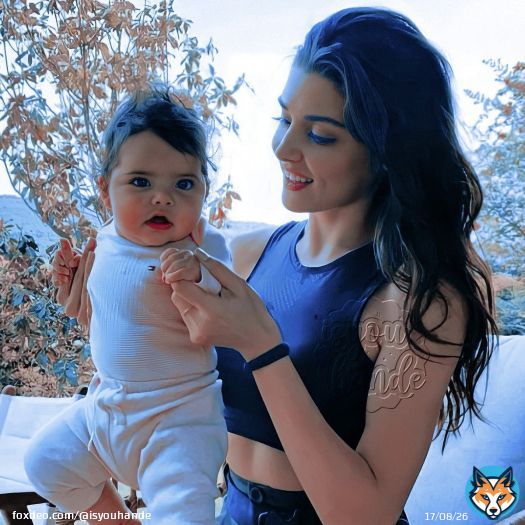 &mdash; two babies.  \ud83d\ude48 \ud83d\ude0d @HandeErcel  \u2728 \ud83d\udc98 .  .  .  .   ⊱&sdot; ──────────── &sdot;⊰ \u2726 ???????????????? : #handeer&ccedil;el #handemiyy #handeercel #asklaftananlamaz #love #handeercelfans #хандеэрчел #любовьнимаетслов #тыпостучивмоюдверь #sen&ccedil;alkapımı