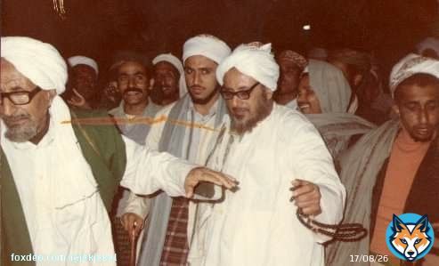 Habib Muhammad spent four years in the Ribat in the pursuit of knowledge. His efforts were immense. He would prepare for each lesson by reading the subject material at least eighteen times and would only sleep around two hours in the day and night.  Al Fatiha to his blessed soul.