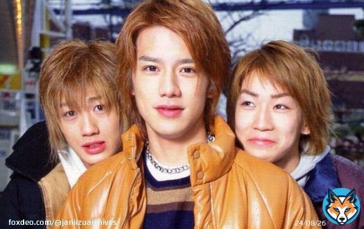 Chibi light-haired Akanishi Jin, Takizawa Hideaki, and Kamenashi Kazuya  &bull; #赤西仁 #滝沢秀明 #亀梨和也