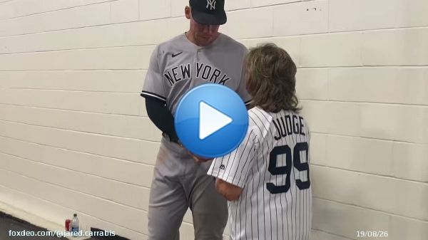Aaron Judge gave the 61 ball to his mom. Quite literally impossible to not like the guy.